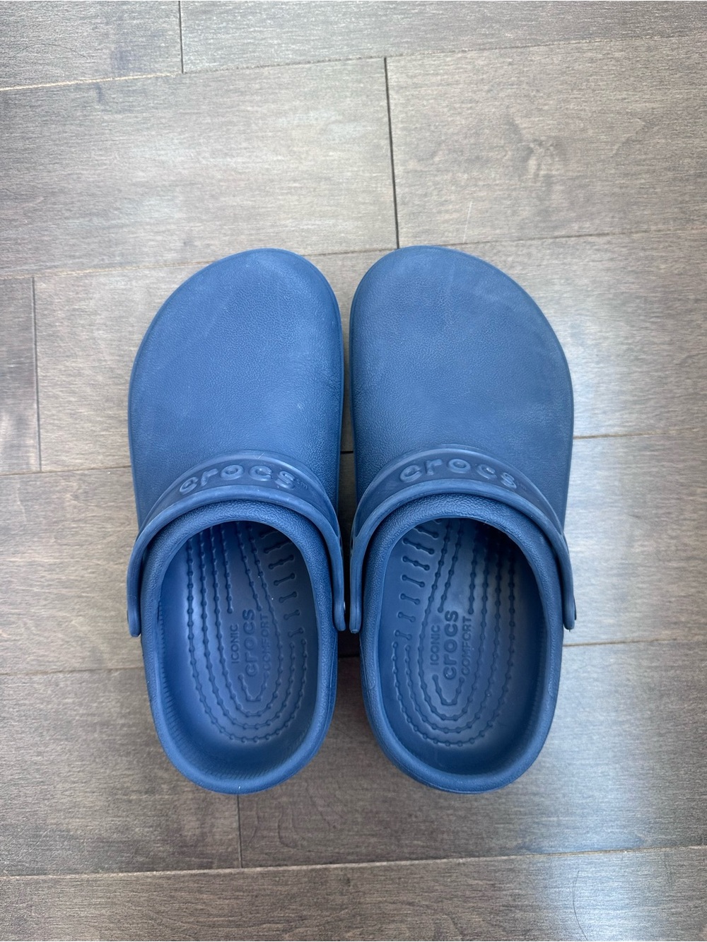Crocs Navy Classic Clog Sz W7 or M5